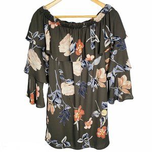 Le Lis Off Shoulder Floral Ruffle Blouse Medium